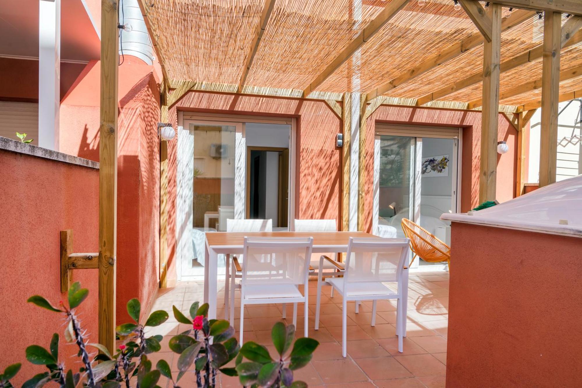 Citadel Holiday Apartment "Oliva" Roses, Beach 200M, Centre 300M, Pr Parking Big Sun Terrace Exterior photo
